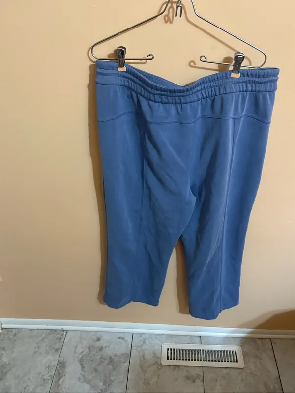 Lululemon Softstreme High-Rise Straight-Leg Cropped Pants in Oasis Blue - Image 6