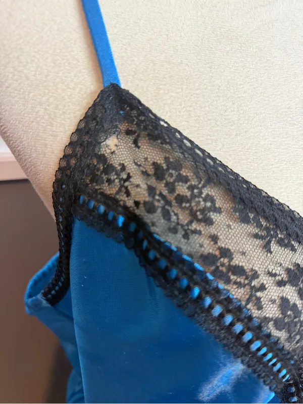 Vintage Sapphire Blue Satin Lace Cami Top Made USA Union Tag Size M - Image 9