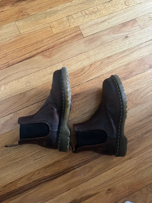 Doc Martens Chelsea Boots - Image 3