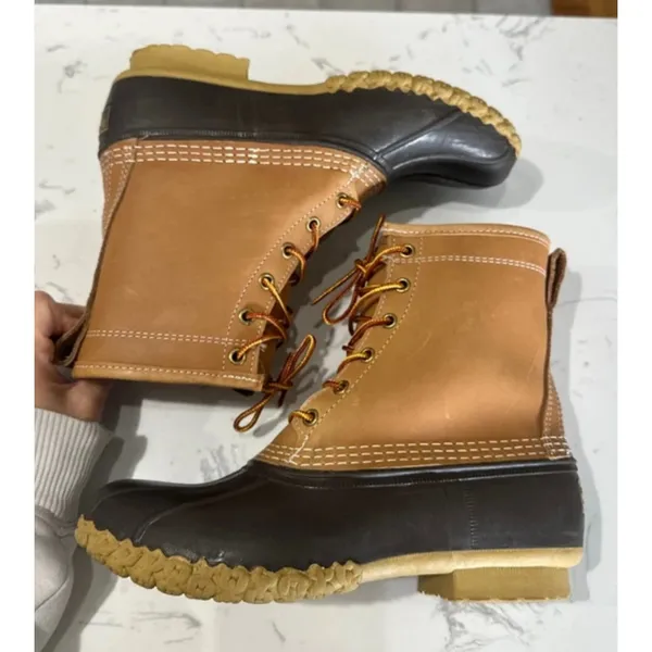 L.L.Bean Bean Boots Womens 8 Gore-Tex Insulated 8" Leather Duck Boots 212081 - Image 4