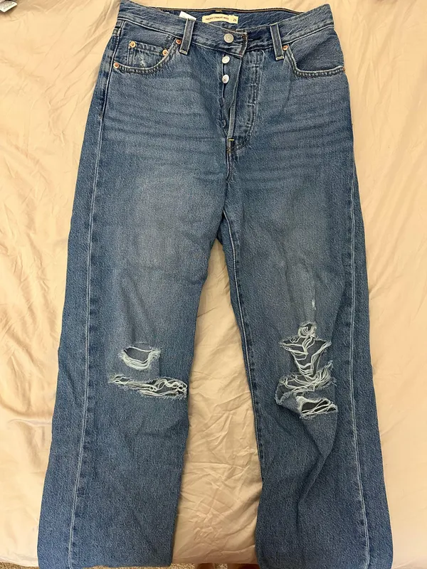 Levi’s Ribcage Straight Ankle Jeans - Image 3