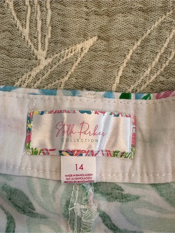 Floral Print Women’s Bermuda Shorts in Pink and Green - Image 3