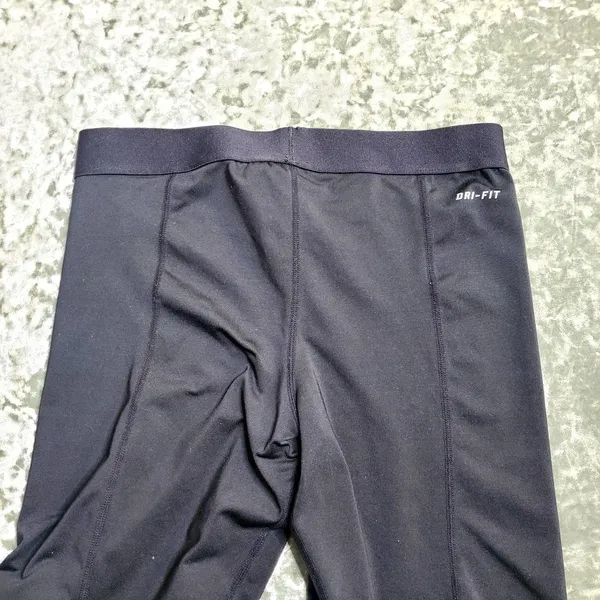Nike Pro Capri‎ Black Leggings - Image 8