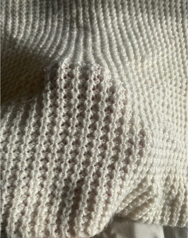 Knit Cream Turtleneck Sweater White Size M - Image 4