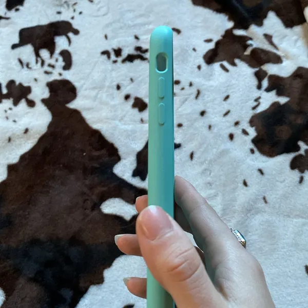 Teal phone case - Image 4