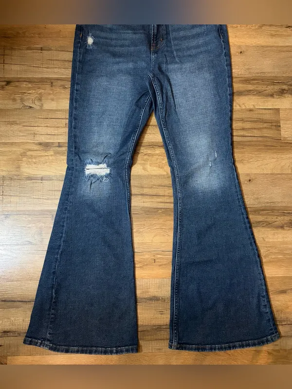 Arizona Jean Co Highest Rise Vintage 70s Flare Jeans Size 9 - Image 5