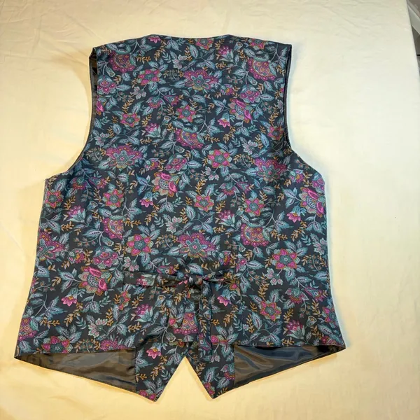VTG Pendleton womens blue floral print button up vest. Size 6. grandmacore - Image 3