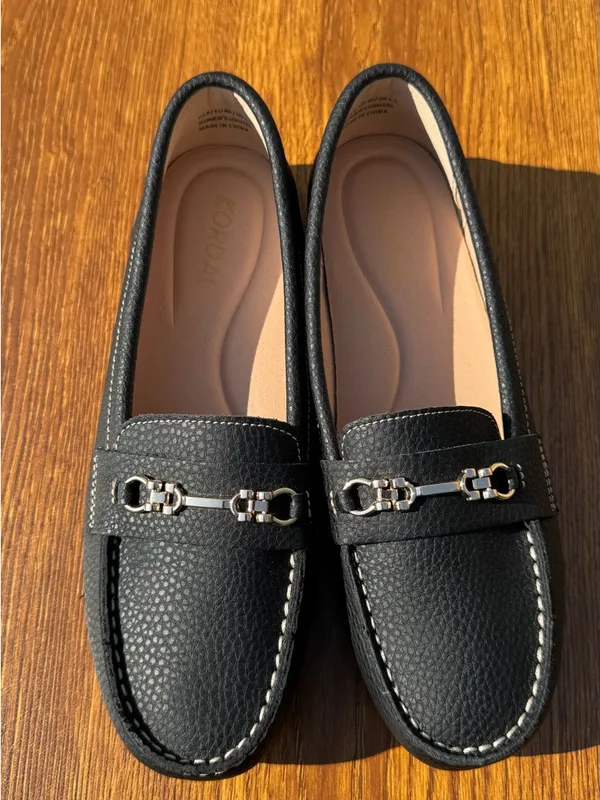 Kordal Black Loafers Women’s 9 Gold Bit Comfort Slip On Casual - Image 3