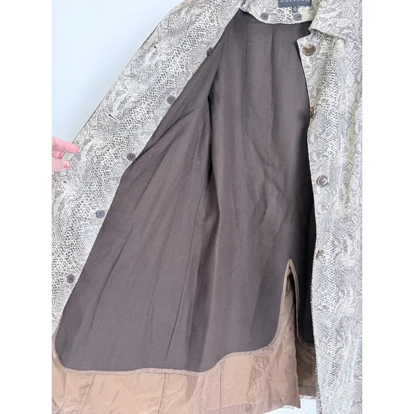 Gallery Trench Coat Gray Faux Snakeskin Print Button Front Burgundy Belted M - Image 8