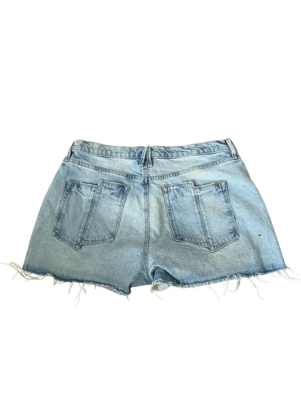 GOOD AMERICAN Light Wash Denim Shorts Size 31 / US 12 - Image 4