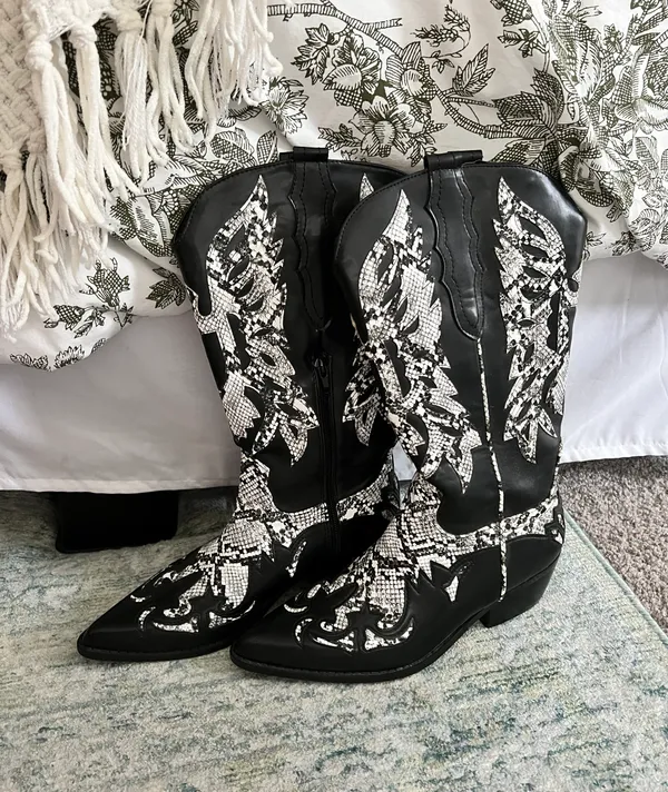 Nasty Gal Black Cowgirl Boots - Image 4