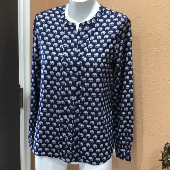 Skies are blue elephant button down blouse - Image 2