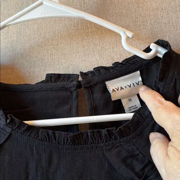 FINAL MARKDOWN Ava & Viv Black Ruffle Blouse 1X - Image 3