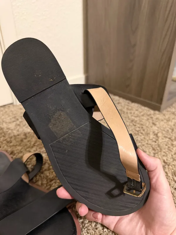 Boutique sandals - Image 5