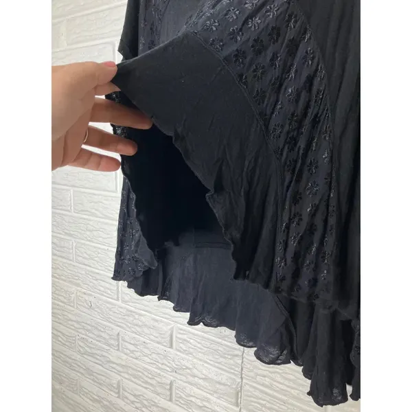 Free People anything & everything black‎ asymmetrical top women's size medium - Image 9