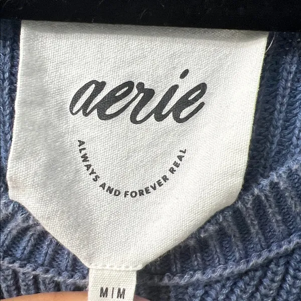 Aerie Blue & White Striped Cropped Knit Sweater Size Medium - Image 2