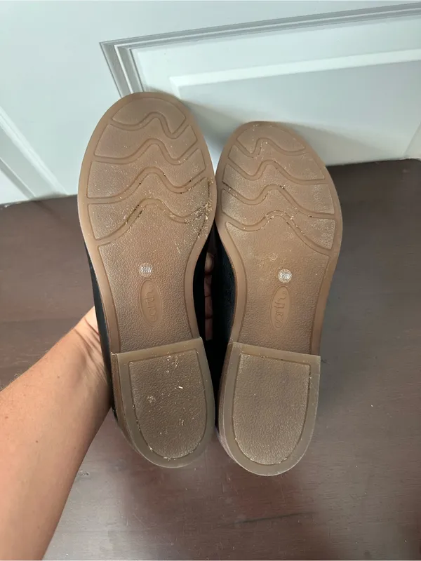 Earth Black Leather Edna Loafer Size 9.5 Wide - Image 11