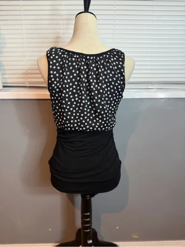 Maurices Black White Polka Dot Ruched Sleeveless Blouse Top Medium - Image 6
