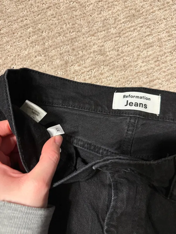 Reformation Black Straight Leg Denim Jeans Women size 27 - Image 4