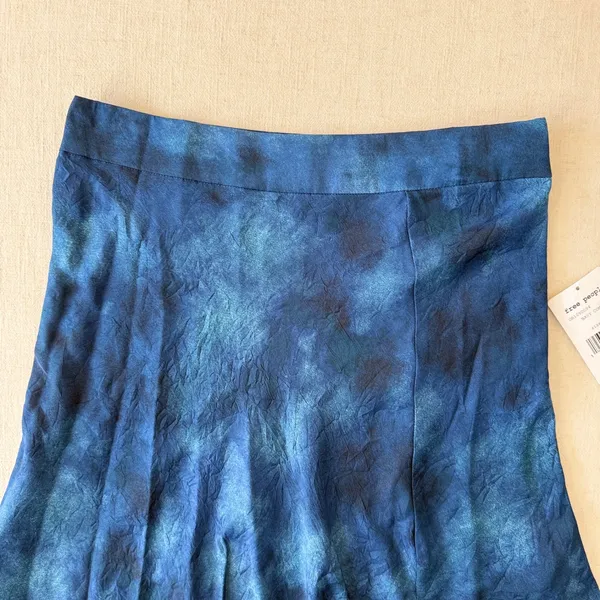 Free People Martine Flirt Tie Dye‎ Mini Skirt Navy Blue Womens Size 6 NWT boho - Image 4
