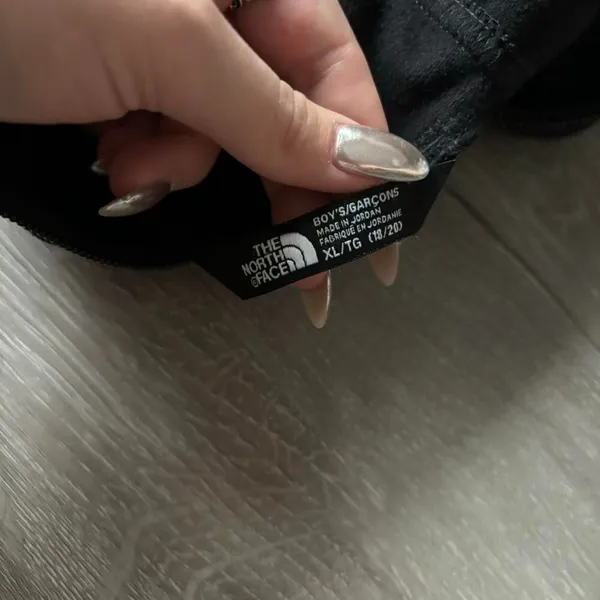 The north Face Black Half Zip Sweatshirt - Image 3
