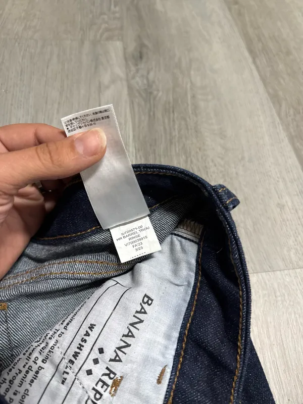 Banana Republic high rise barrel jeans - Image 4