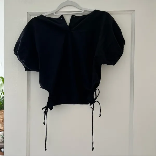 Madewell Embroidered Poplin Puff-Sleeve Cutout Crop Top in True Black NWT - Image 9