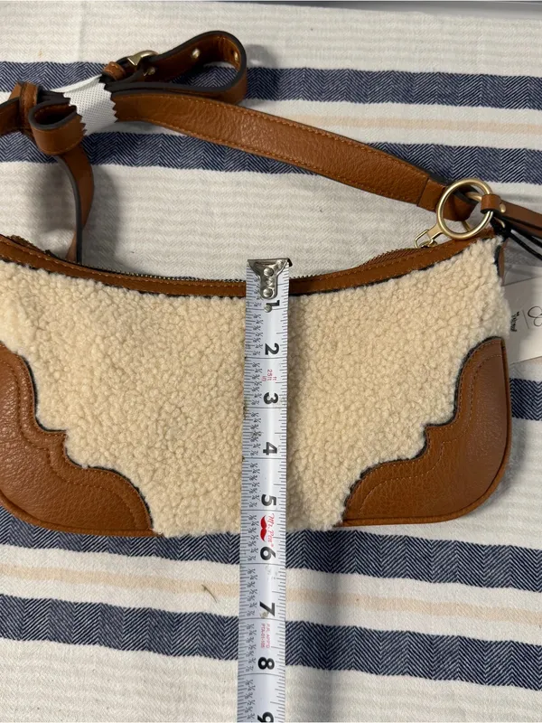Jessica Simpson NWT Sherpa Shoulder Bag Camel Faux Leather Hobo Purse - Image 8