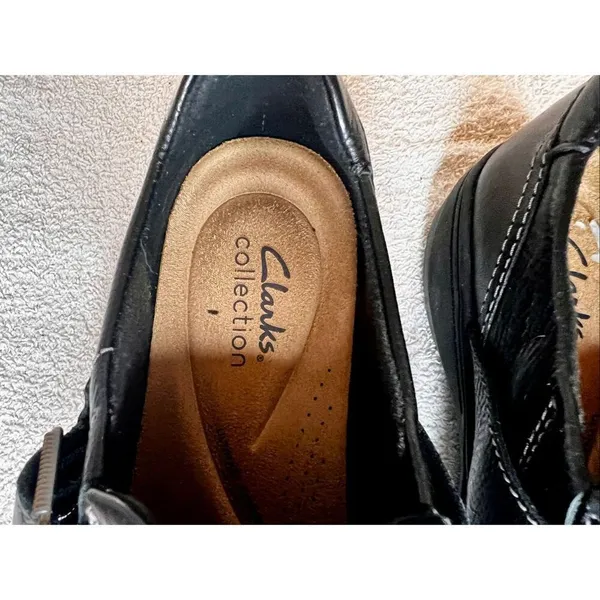 Clarks Women's Carleigh Jazz Slip Ons Heritage Casual Black Leather Size 7.5 - Image 6
