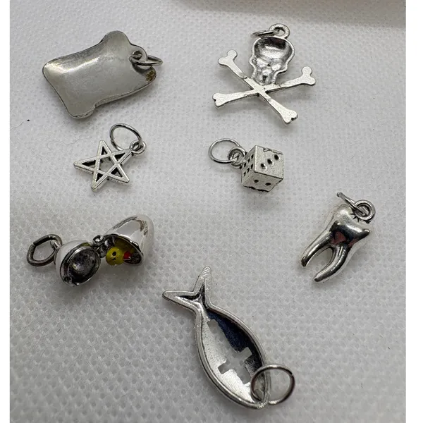 Vintage Silver Tone Charm‎ Lot Skull Tooth Pentagram Chick in Egg 7pc SKU 262 - Image 4