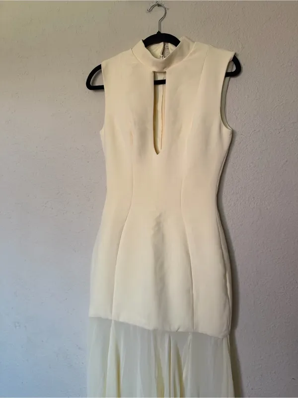 House of CB RAPHAELLA Butter Yellow Keyhole Maxi Dress size M NWOT - Image 3