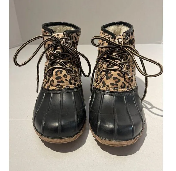 Magellan Outdoors Insulated Leopard Print and Black Duck/Rain Boots Size 6B - Image 7