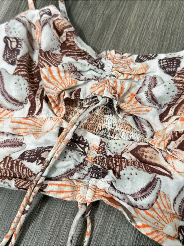 Urban Outfitters Seashell Micro Crop Top Cinched Size Small Beach Vacation - Image 3