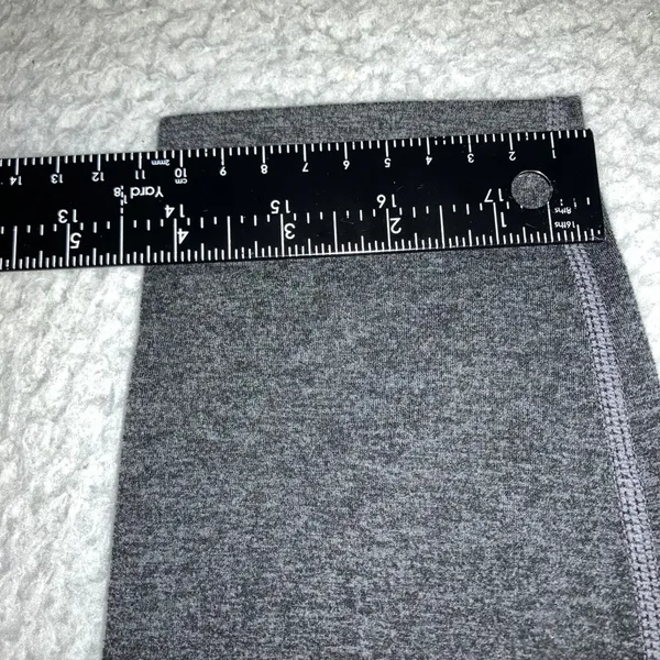 Vuori Leggings Women XS Low Rise Athletic Running Workout Athleisure‎ - Image 8