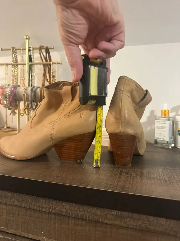 Boots - Image 5
