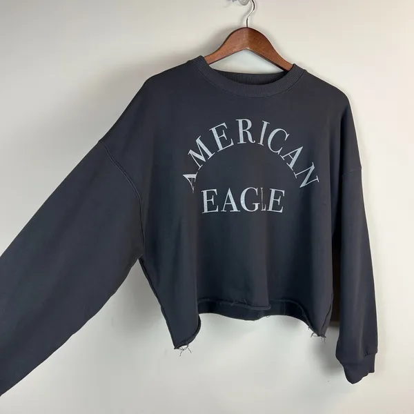 American Eagle Cropped Sweatshirt Women XL Charcoal Black Roll Hem Crop Crewneck - Image 3