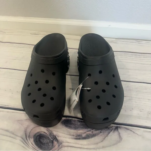 NEW! CROCS SIREN STUDDED CLOGS Black W/ Silver Studs‎ SOLD OUT Men 12 Women 14 - Image 4