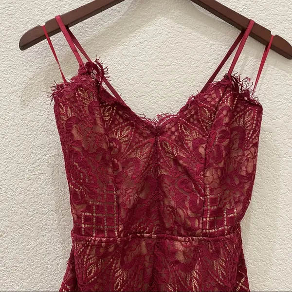 AKIRA Burgundy Lace Bodysuit M - Image 5