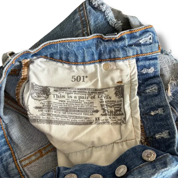 Levi’s 501 button fly distressed cutoff denim shorts size 24 - Image 5