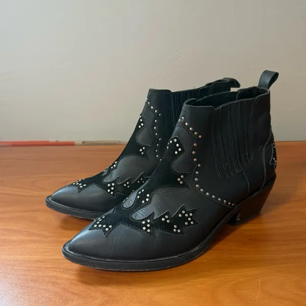 Morobe Black Leather Chelsea Boot Bootie Black Stud‎ Detail Pointed Toe Slip On - Image 2