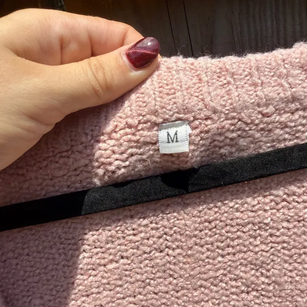 Pink V-Neck Oversized Knit Sweater Exposed Seam Pullover Medium - Image 2
