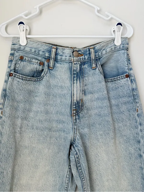 Aeropostale 90s Baggy Jeans Light Wash Size 4 - Image 4
