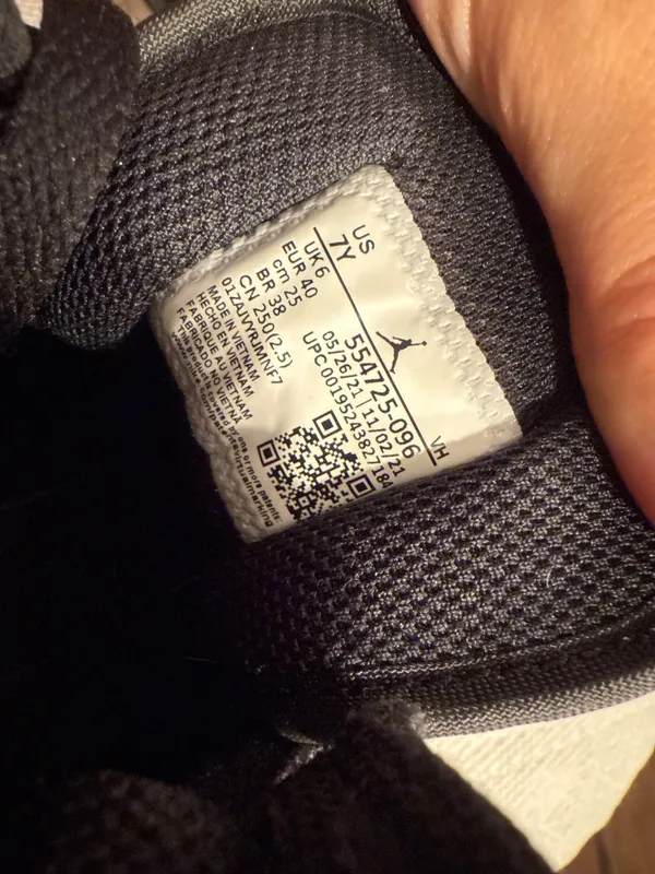 Nike Jordan Air Jordan 1 Mid Shadow Black and Gray - Image 6