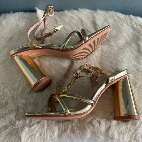 Ribongz Strappy Gold Formal Prom Wedding Shoes - Image 4