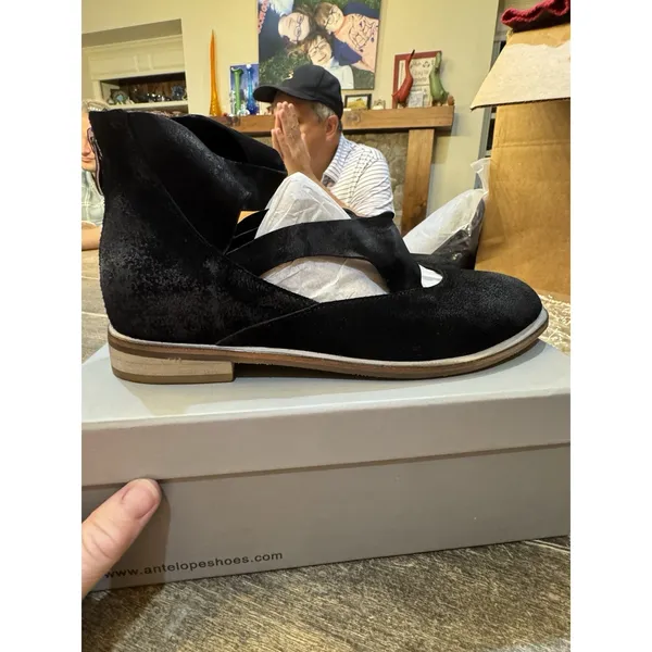 Antelope Lalana Suede Back Zip Flat Booties Mary Jane Straps Size 40 US 9-9.5 - Image 3