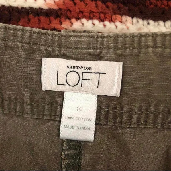 Khaki Army Green Sporty Preppy Utility Carpenter Cargo Cuffed Shorts Golf Tennis Country Club Cotton Drawstring Waist Hiking Camping Glamping Adventure Explorer Summer Beach Streetwear Vintage 2000s Y2K Grunge Old Money Quiet Luxury Micro Mini 100% Cotton Sz 10 - Measurements in pics - Image 3