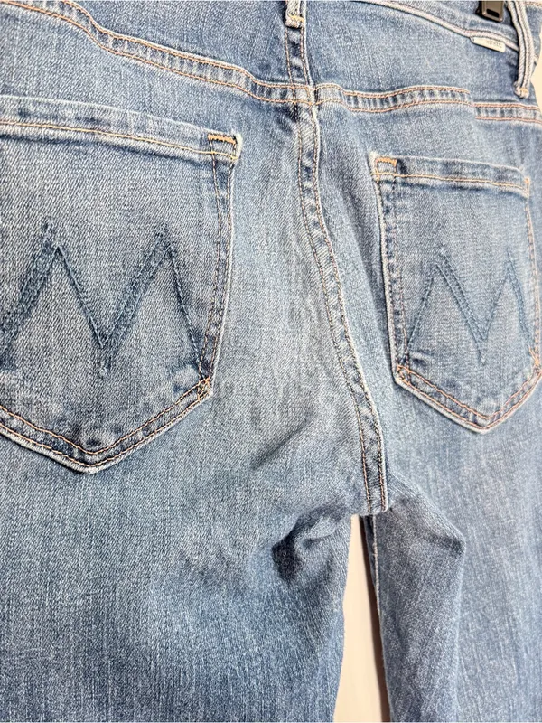 MOTHER Insider Crop Step Fray Kick Flare 26 Girl Crush Mid Wash Stretch Denim - Image 2