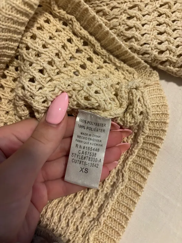 Windsor Crochet Knit Off-Shoulder Top - Image 6