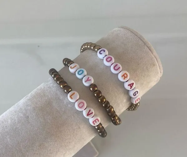 Set of 3 Gold Lettered Beaded Bracelets – Joy, Courage, Love - Image 3