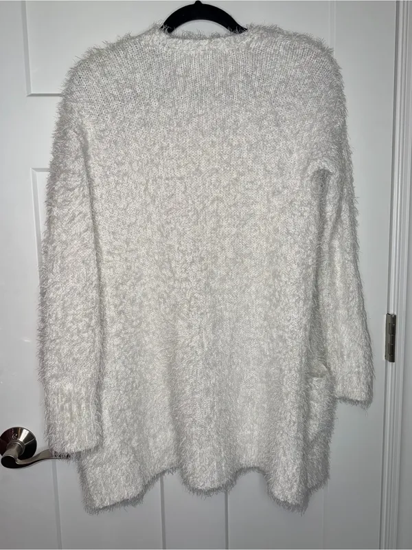 Mudd Fuzzy White Open Cardigan - Image 2
